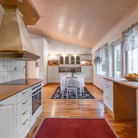 Вилла Arctic Countryside House Рованиеми